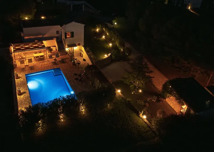 Tulip House Pool In Corfu فيلة