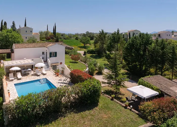 Villa Tulip House Pool In Corfu Pouládes